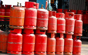 DPR donates gas cylinders to food vendors in Ogun